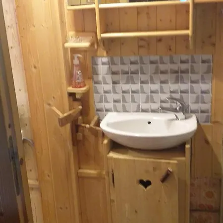 Chalet Les Vardasses - Typique Avec Jardin Et Vue Sur Les Montagnes